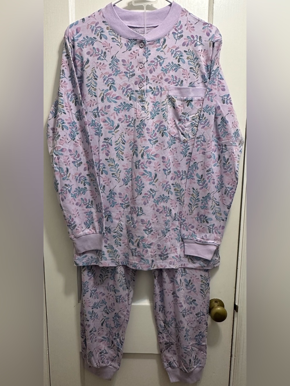 Women's Lavender Floral Long-Sleeve Pajama Set